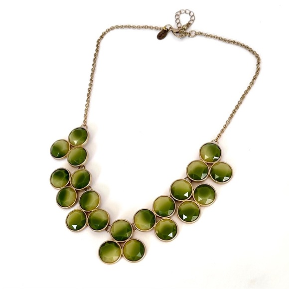 CHICO’s Gradient Green 3-D Stones Matte Gold Bib Necklace​ - Picture 7 of 9